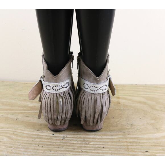 Sterling River Boots Womens 5.5M White Distressed Leather Tassel Western Ankle - Picture 4 of 16